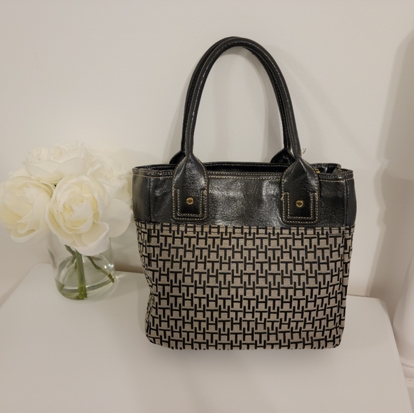 Tommy Hilfiger bag - Picture 3 of 6